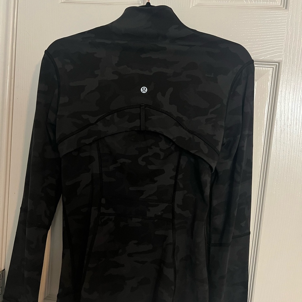 Lululemon Define Camouflage Jacket - Deep Coal Camo
